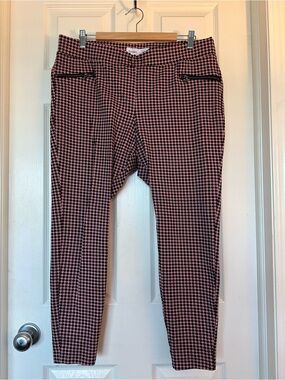 Old Navy Pink and Black Houndstooth Skinny pants